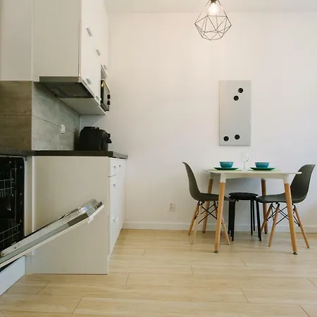 Appartement Concierge Muranow Warschau